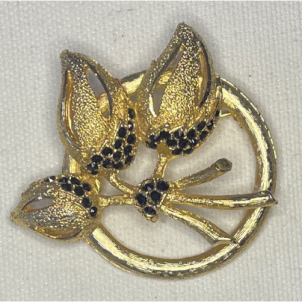 Vintage Flower Bud Brushed Gold Tone & Rhinestone Avant Garde Circle Brooch